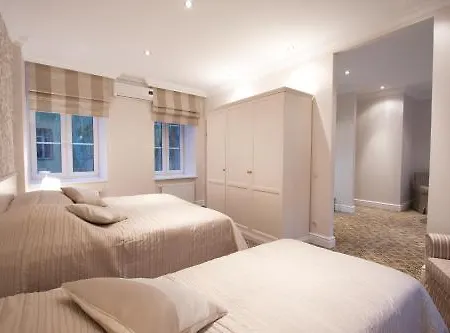 Aparthotel Real House