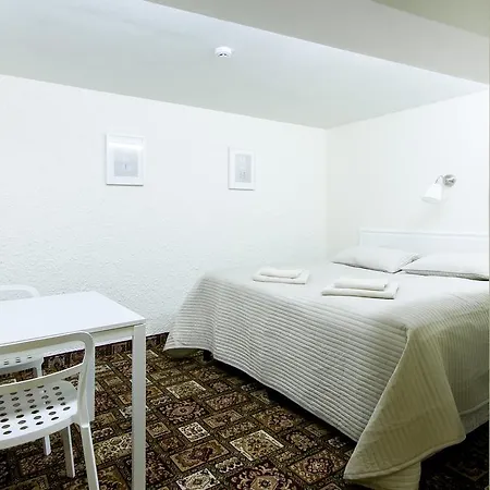 Real House Aparthotel 3*