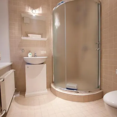 Real House 3* Wilna