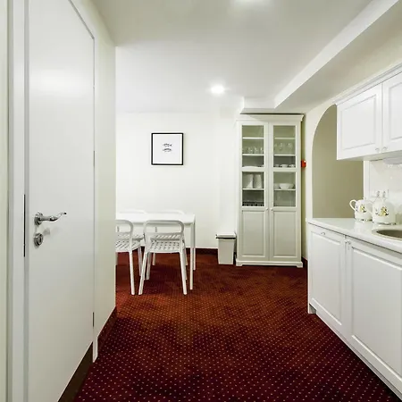 Real House Aparthotel Wilna