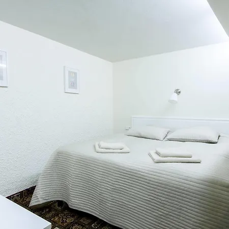Real House 3* Wilna