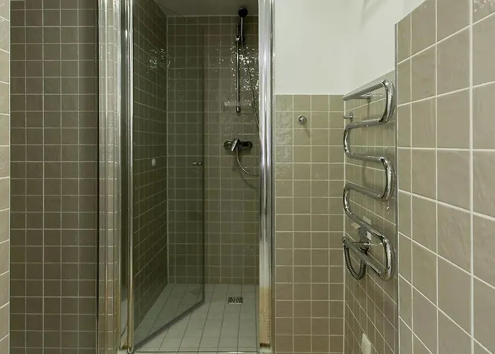 Real House Apartmanhotel 3*