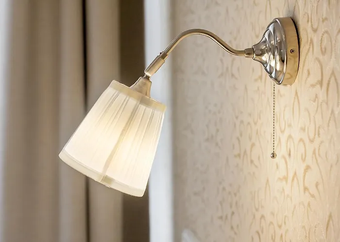 Real House Aparthotel