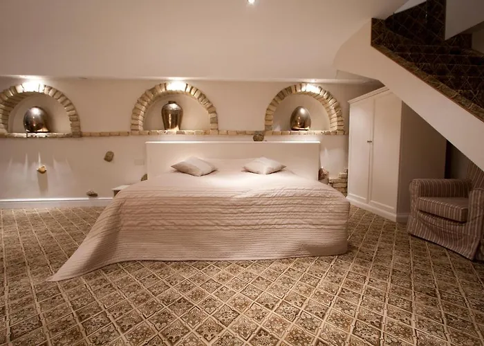 Real House 3* Vilnius